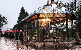 Panshan Tingquan Tuwo Holiday Resort Baoguosi