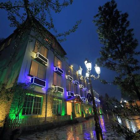Panshan Tingquan Tuwo Holiday Resort 乐山 外观 照片