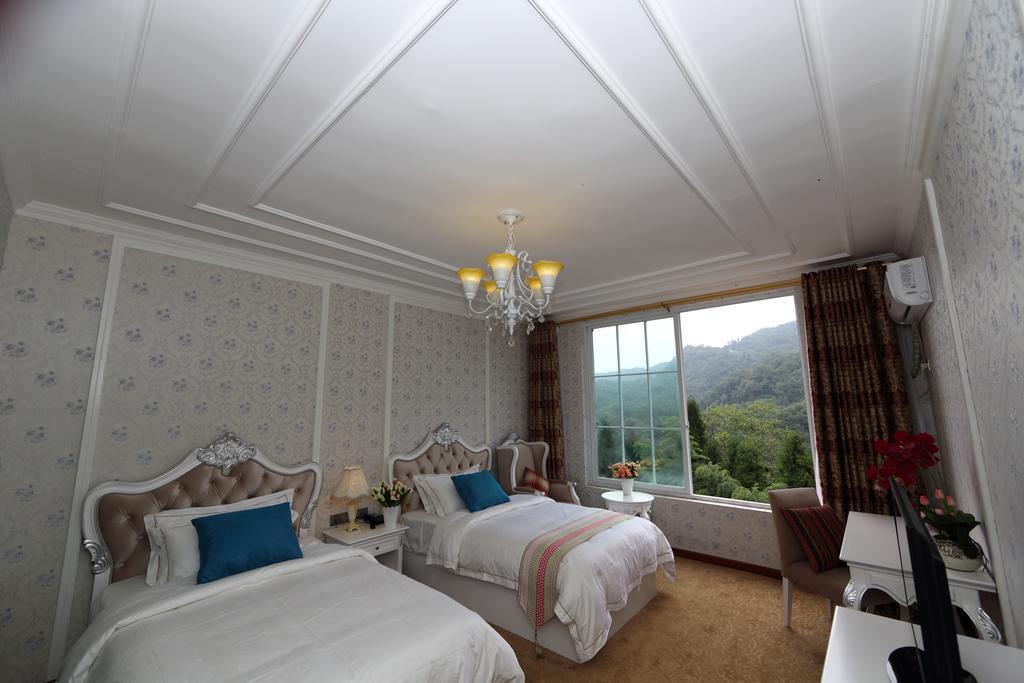 Panshan Tingquan Tuwo Holiday Resort 乐山 客房 照片