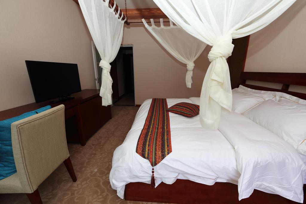 Panshan Tingquan Tuwo Holiday Resort 乐山 客房 照片