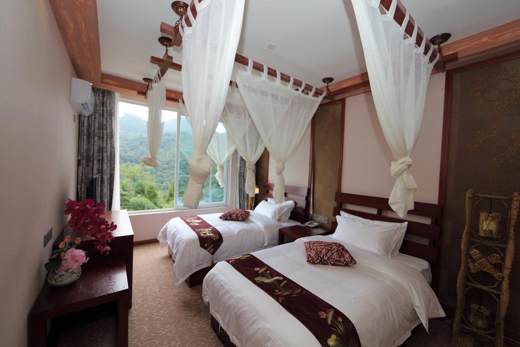 Panshan Tingquan Tuwo Holiday Resort 乐山 客房 照片