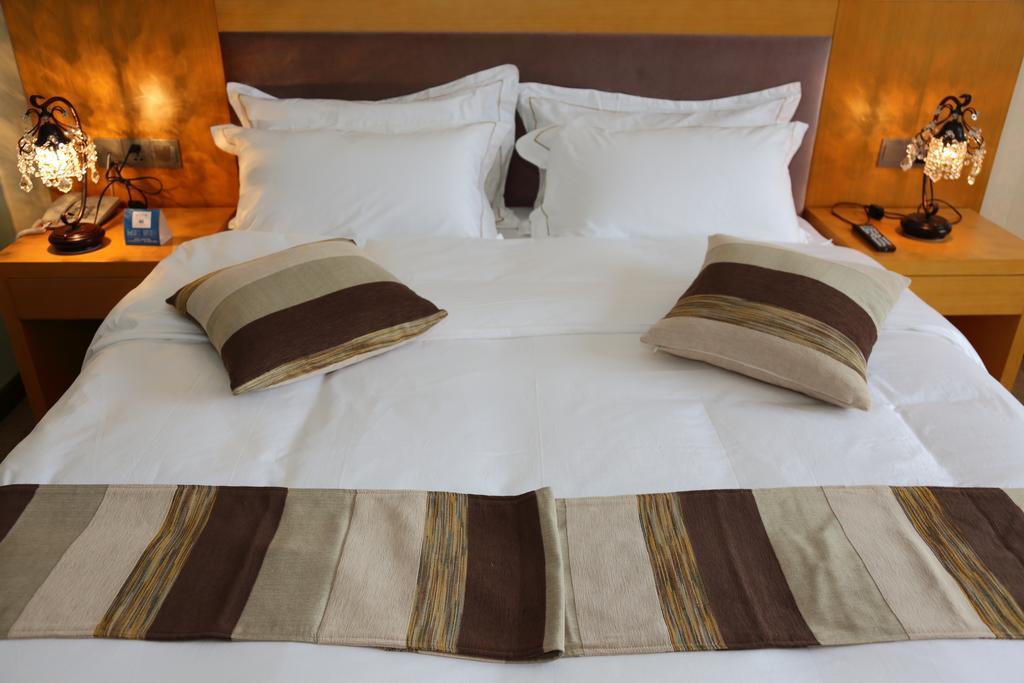 Panshan Tingquan Tuwo Holiday Resort 乐山 客房 照片