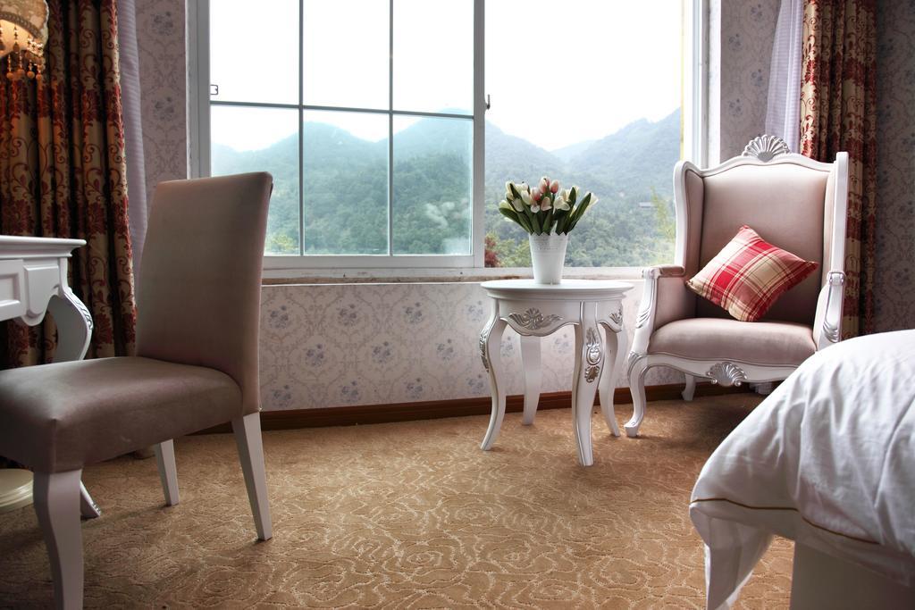 Panshan Tingquan Tuwo Holiday Resort 乐山 客房 照片