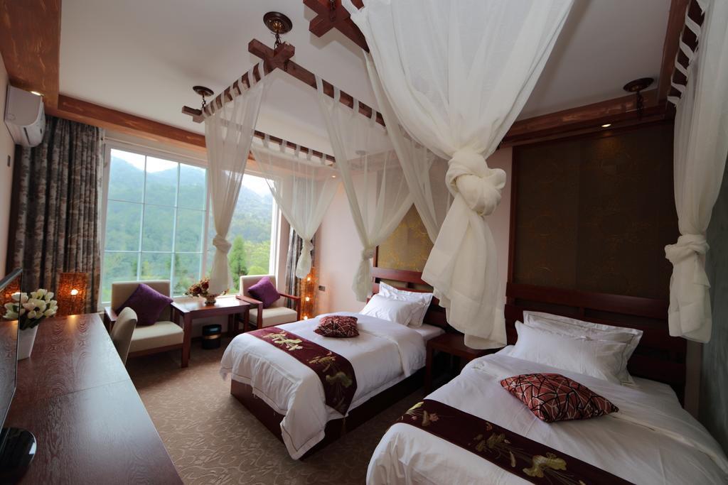 Panshan Tingquan Tuwo Holiday Resort 乐山 客房 照片