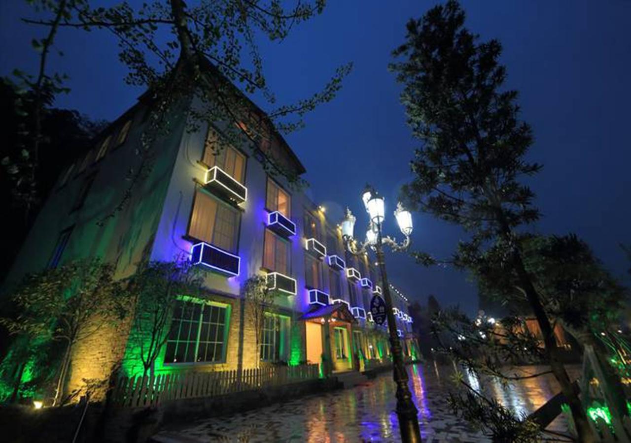 Panshan Tingquan Tuwo Holiday Resort 乐山 外观 照片